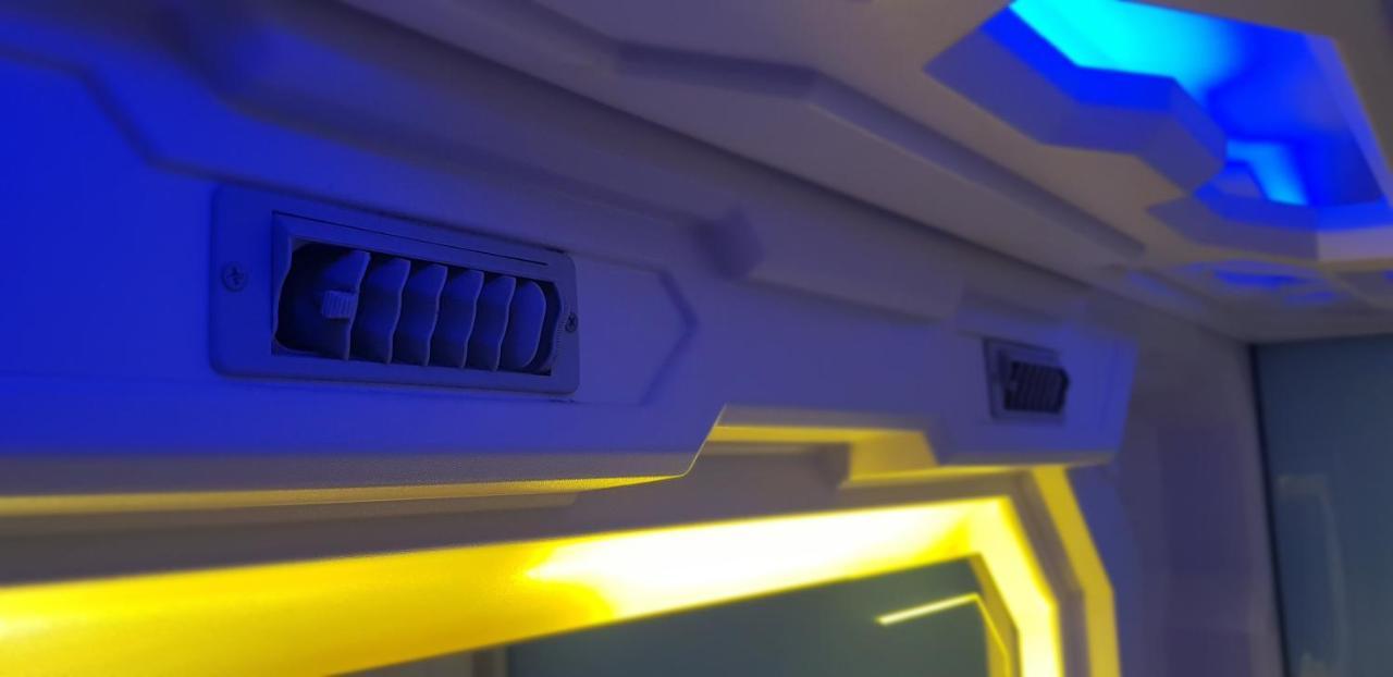 Bestow Capsule Hostel Kuala Lumpur Kültér fotó