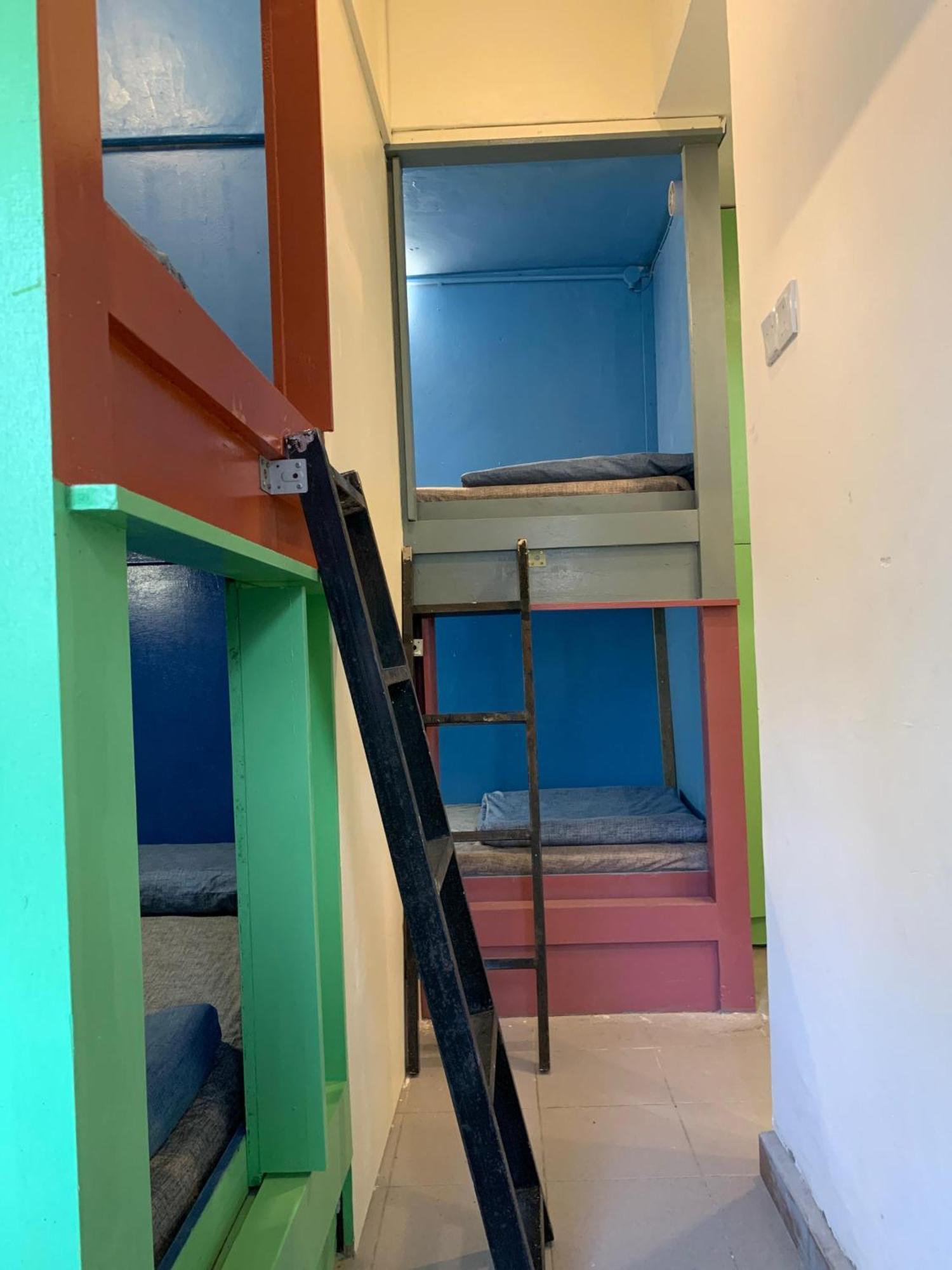 Bestow Capsule Hostel Kuala Lumpur Kültér fotó