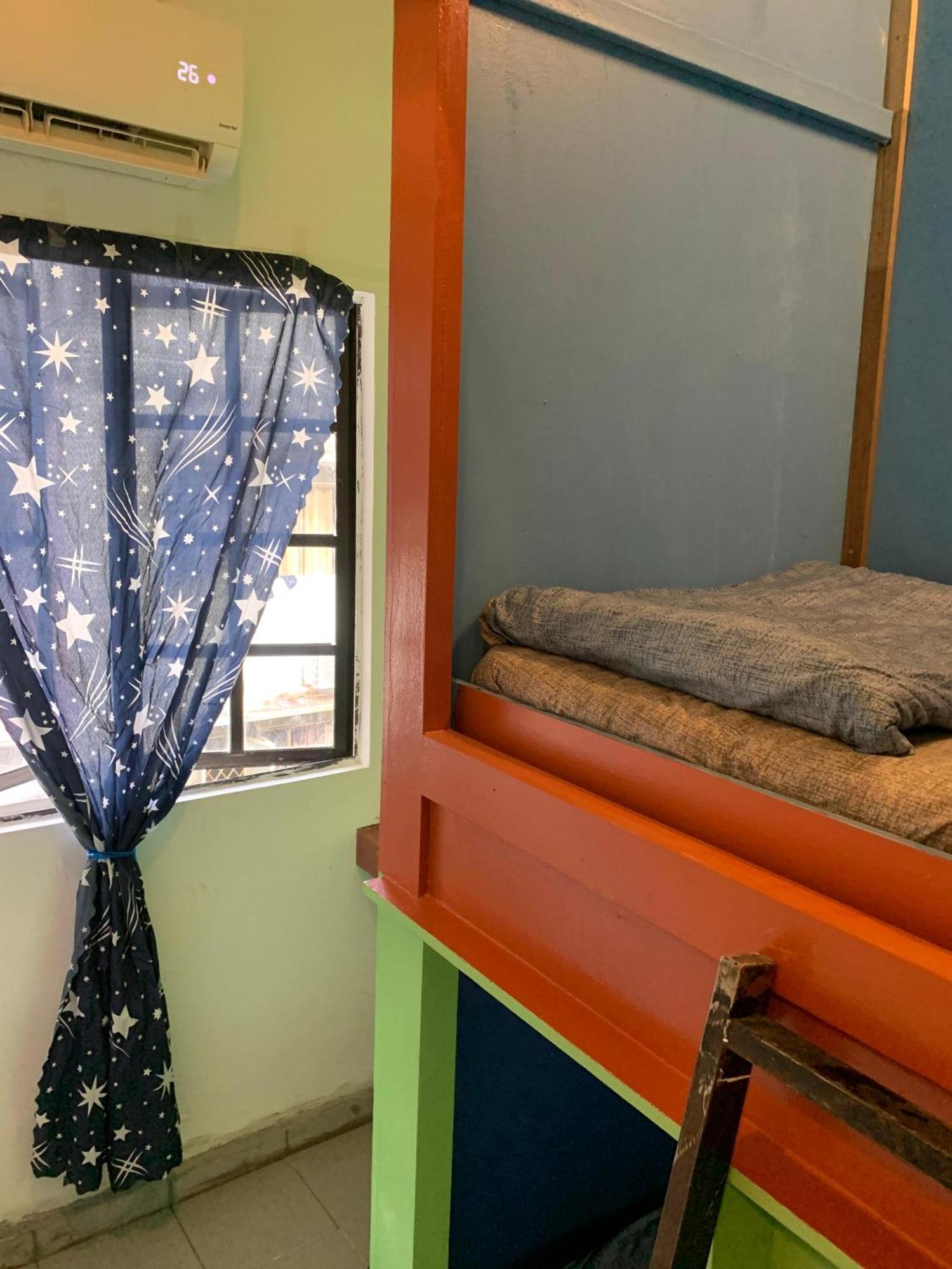 Bestow Capsule Hostel Kuala Lumpur Kültér fotó